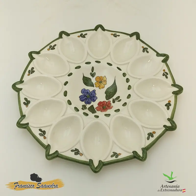 Plato para huevos rellenos