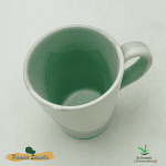 Taza de cerámica hecha a mano verde marina, con diseño moderno y asa para un agarre perfecto. Vista superior